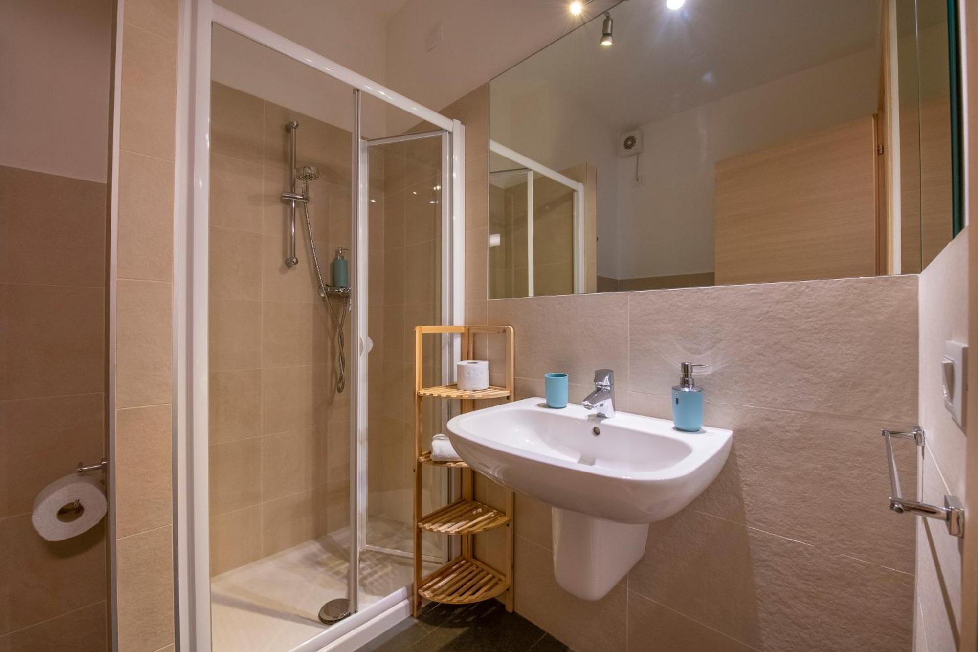 Borgo Trento Home, Incantevole Appartamento Верона Экстерьер фото